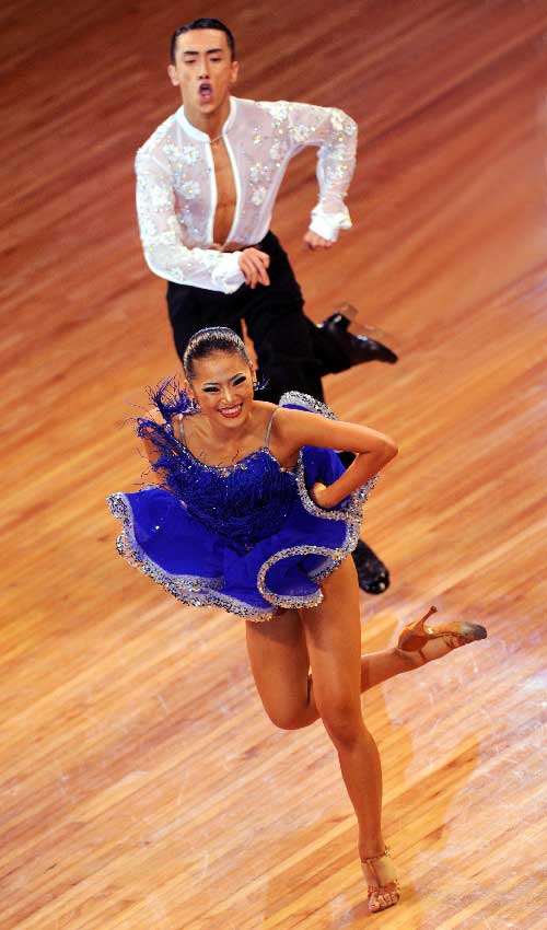 你知道体育舞蹈搭档间的默契是怎样一点点养成的吗？(图1)