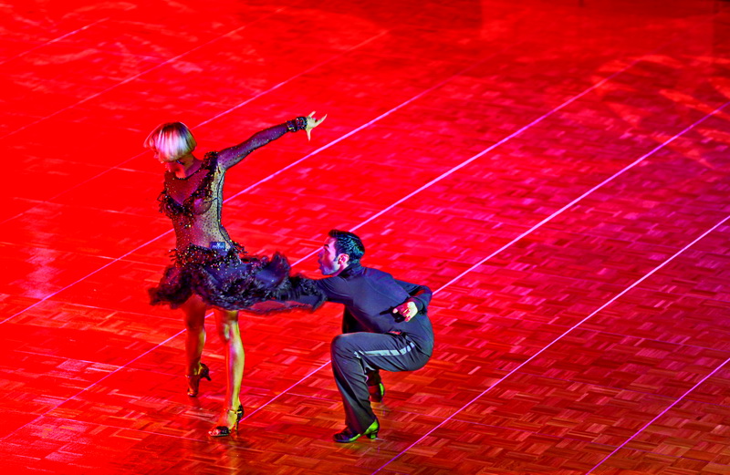 观澜中学师生双双获奖音乐舞蹈展现无限可能！(图1)