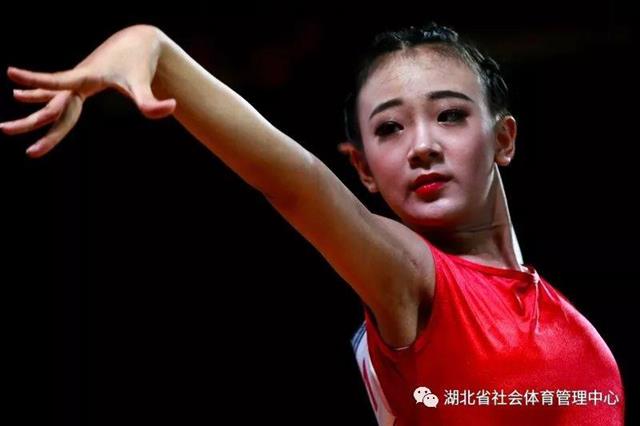 知名女演员抗癌归来第5次登上春晚！(图1)