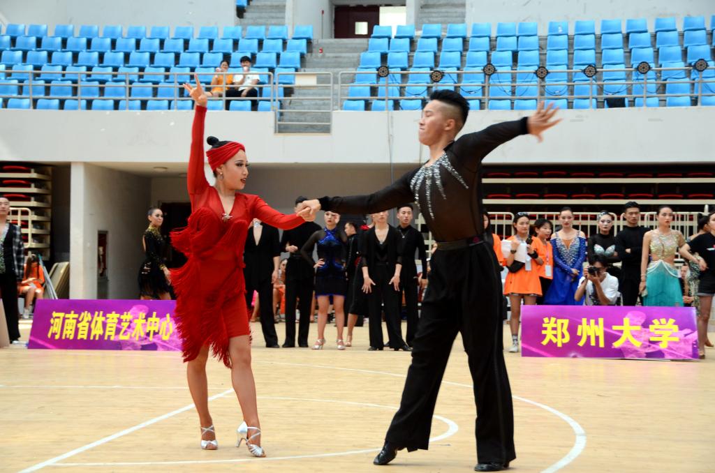 2026年洛阳市全民健身大拜年活动体育舞蹈比赛成功举办(图1)