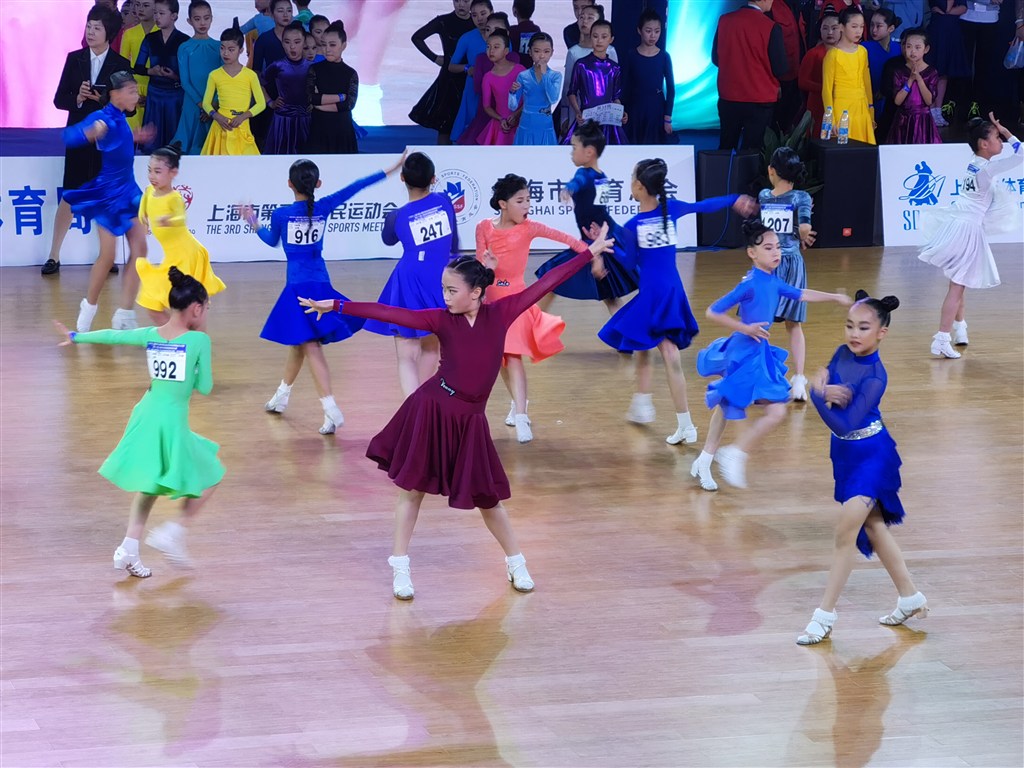 河北省第五届体育舞蹈分站赛（邢台站）圆满结束(图1)